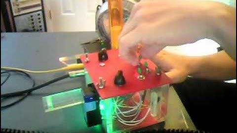 dr.moonstien supper man synth standalone circuit bent noise.avi