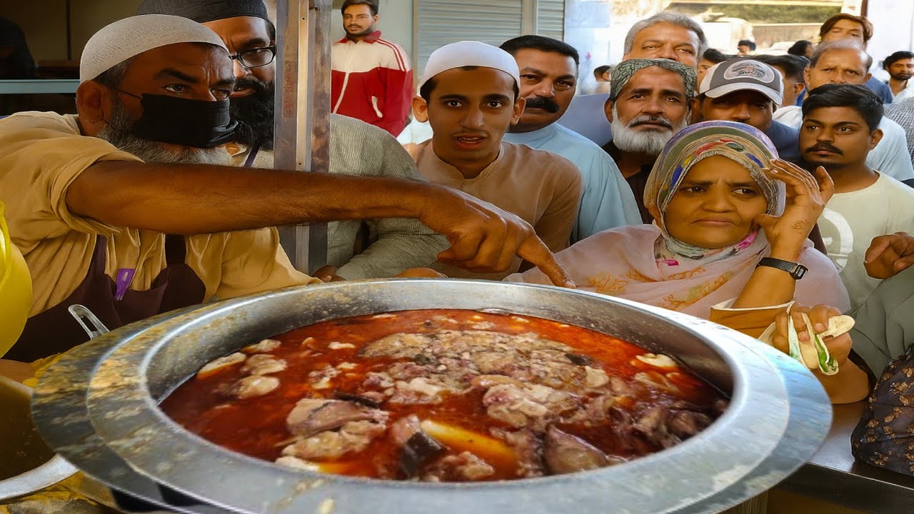 Most Popular Bong Paye In Karachi | Early Morning Breakfast Dhaba | Nomi Paya | Street Food Pakistan