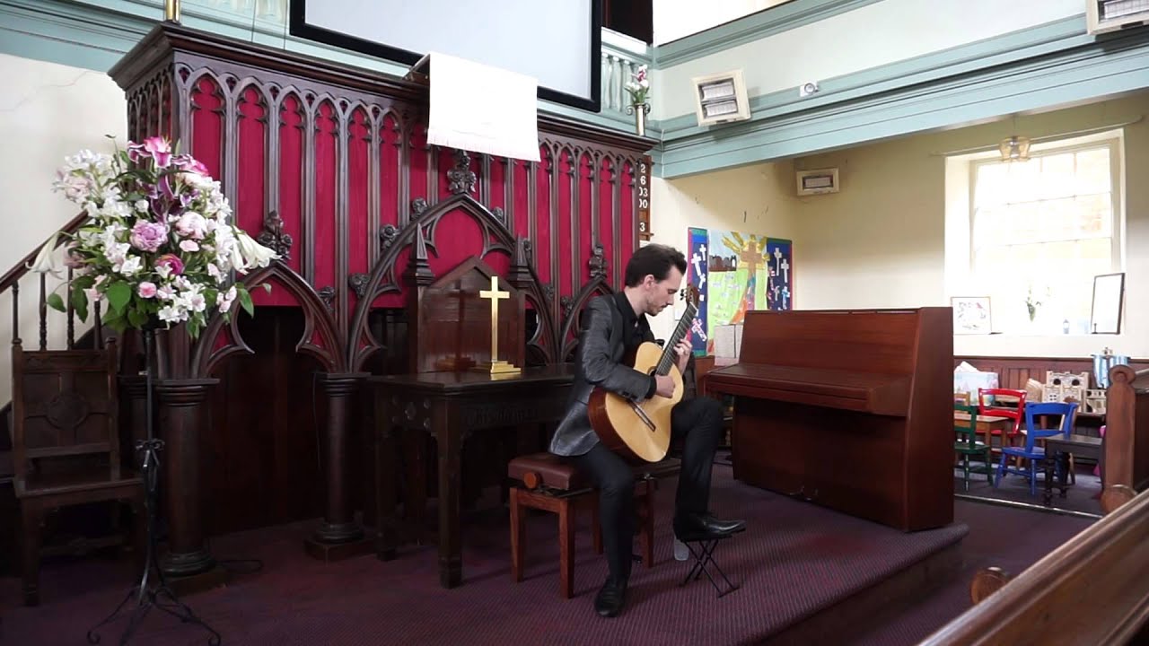 David Massey plays Bach - Fugue BWV 998