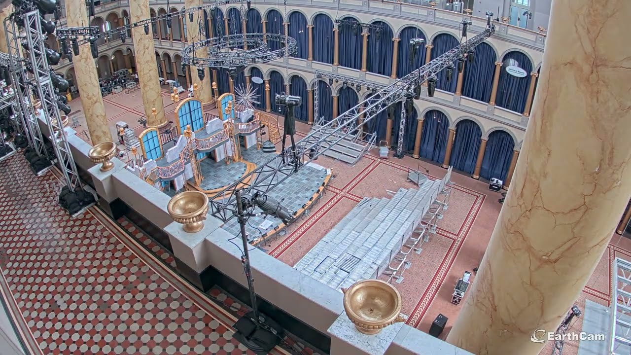 Timelapse of 'The Playhouse' festival stage at the National Building