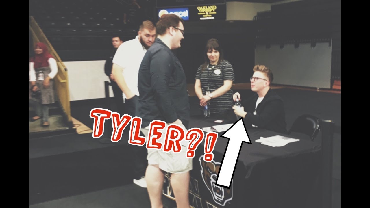 Tyler Oakley registered me to Vote? | Weeks with Isaac