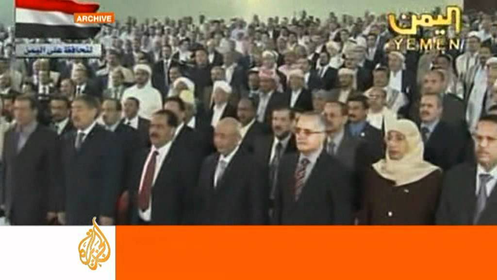 الوزير ينفي مغادرة صالح لليمن