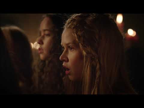 Reign 01x01 CZ - Trevor Morris - Wedding Night (music scene)