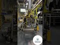 Linha de montagem com equipamento para auxílio na ergonomia #shorts