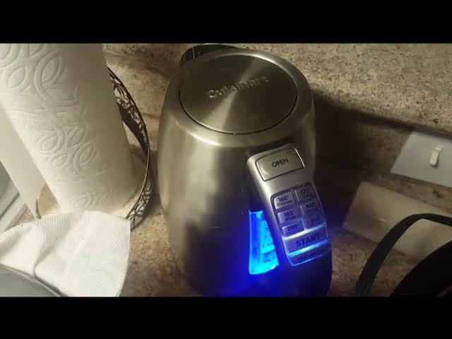 Cuisinart CPK-17 DL PerfecTemp 1.7-Liter Cordless Electric Hot Water Kettle