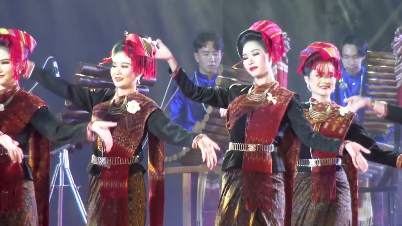 วงโปงลางฮ้อยฮวมศิลป์ จ.มหาสารคาม  มหกรรมโปงลางแพรวา 2567