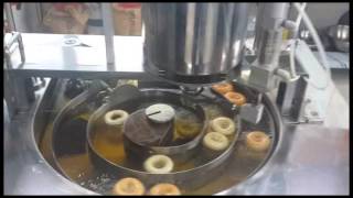 Thoselittledonuts international donut machine