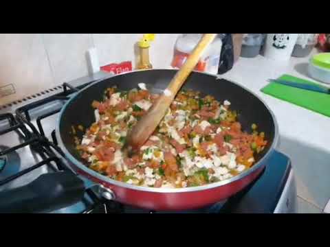 Video: Cómo Cocinar Arroz Para Relleno
