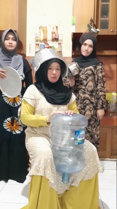 ngakak parah ibu ibu main musik dengan alat alat dapur