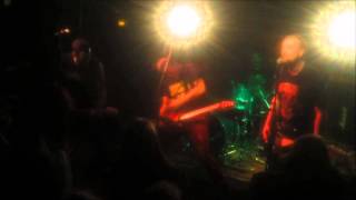 Video thumbnail of "Ta Gueule - Dans Ma Maison Sous Terre @Brin de Zinc - Barberaz -73- Le 30 Novembre 2013"