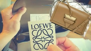 Unboxing Loewe Barcelona Bag Medium(Mink Color) from loewe.com|罗意威巴塞罗那中号奶茶色开箱 screenshot 5