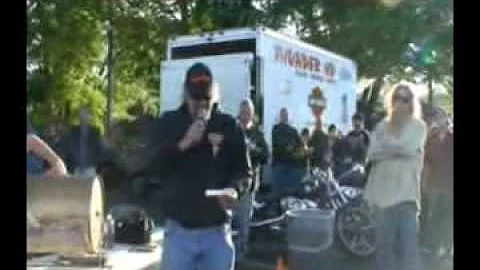 93.3 The Wolf, Quaker Steak and Lube in Sharon and...