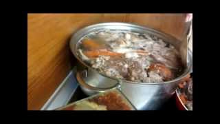 Видео рецепт-как варить холодец(Видео рецепт-как варить холодец из говядины, свинины и курицы. Читайте мою статью на сайте http://bgrtlaing.com о..., 2013-03-23T23:23:38.000Z)