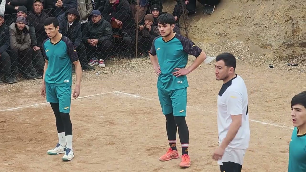 Мусобиқаи ноҳиявӣ оид ба волейбол дар деҳаи Мулломир. Бозии охирон Финал. Хиштхона ва Пунук. Қисми 1