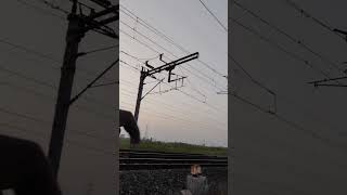 Electric Train Single Phase Supply Se Kaise Chalti Hai? 🚆⚡ | Simple Explanation #electrical