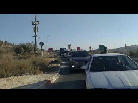 צפו תושב אלון מורה חוסם את הכניסה לשכם כמעט הרגו אותי הבוקר 