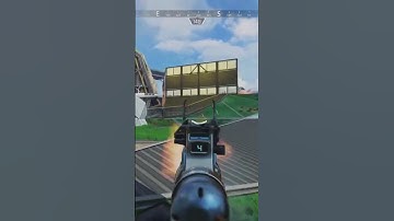 Why are you running?!? #apexlegend #apexclips #apex