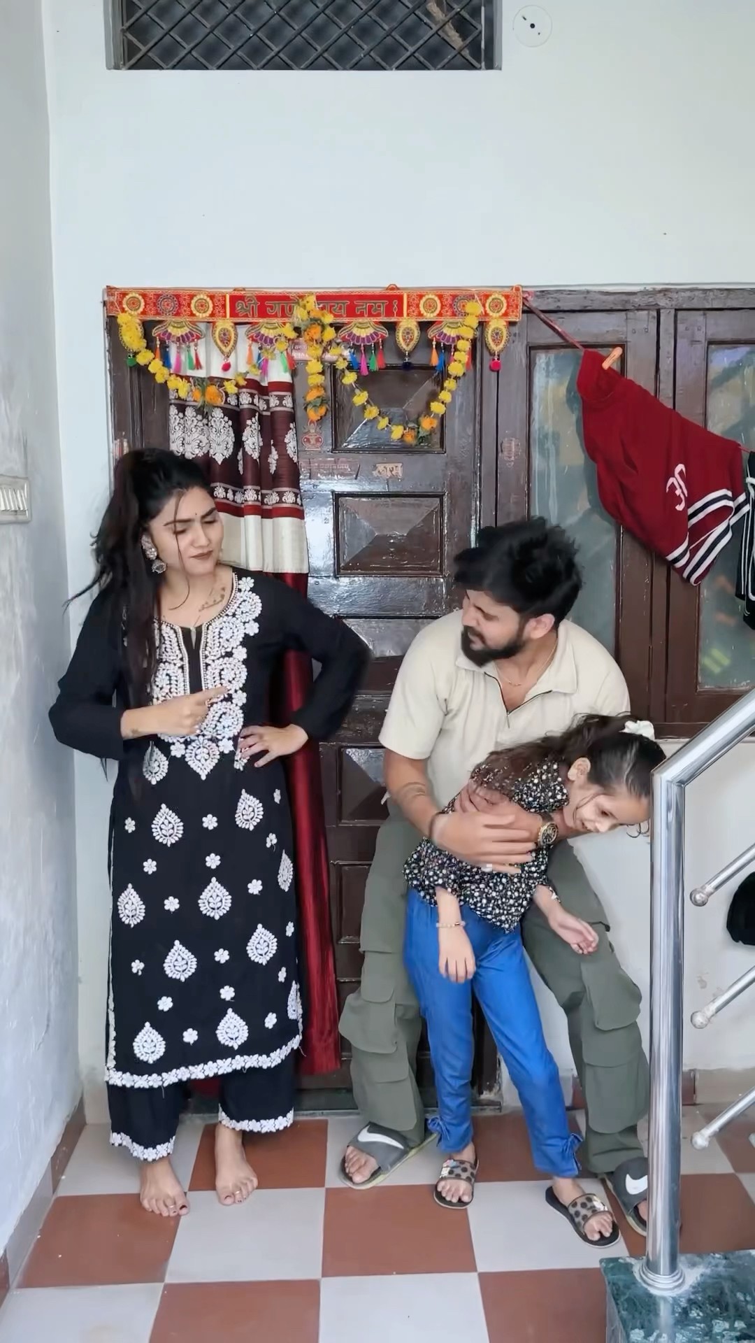 Biwi no.1?||funny videos||#comedy #biwino1 #funny #funnyvideo #youtubeshorts #golu008