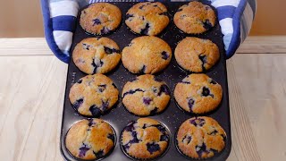 HOW TO BAKE THE EASIEST AND BEST BLUEBERRY MUFFINS RECEIPE EVER!