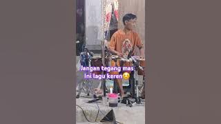 bukit Berbunga om lorenza