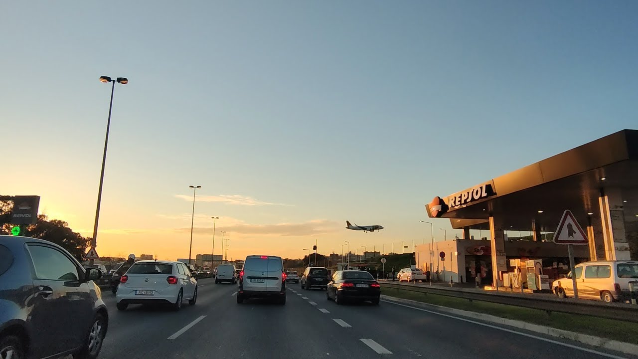 Dash cam video from Lisbon. 10-12-2024.