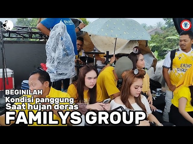 Kondisi panggung FAMILYS GROUP saat hujan Deras class=