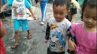 kembali ke masa dulu atau masa kecil