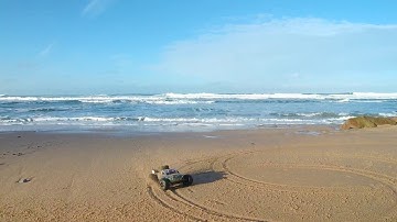Beach bash slow motion video E-Revo 1/16 Traxxas Rc