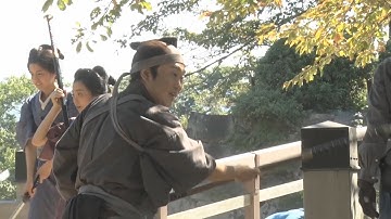 六角精児がアクションに奮闘　映画『超高速！参勤交代 リターンズ』特別メイキング映像