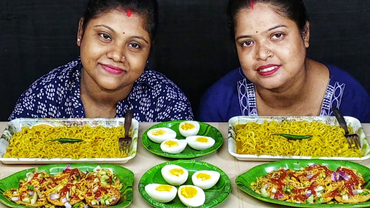 EATING CHALLENGE BOIL EGG  CHOWMEIN NOODLES  PAPRI CHAT / STREET FOOD CHALLENGE / food family & more