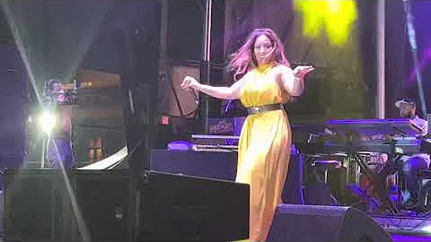 Mary Mary Sings SHACKLES LIVE NY 2022.  Wingate Pa...
