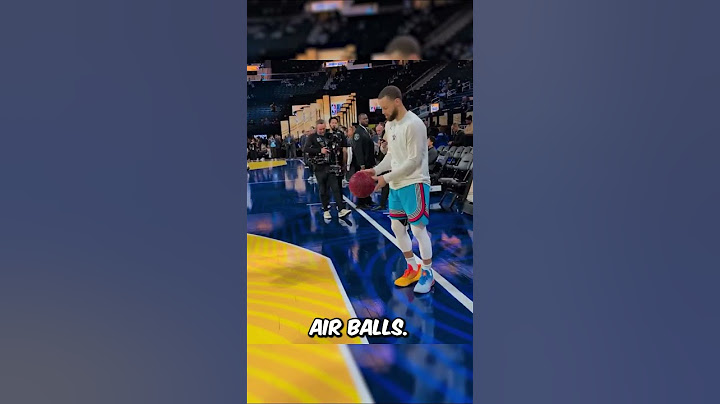 Steph Curry Tries $2500 AIRLESS BASKETBALL!