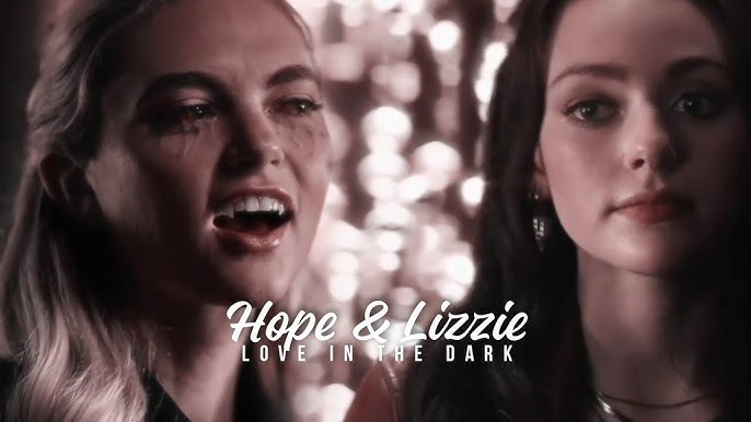 Lizzie y Josie Saltzman  Fangirl, Legacy, Vampire diaries