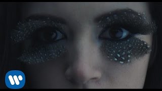 Video voorbeeld van "Against The Current: Wasteland [OFFICIAL VIDEO]"