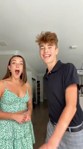 OMG JEREMY DID A SUPER COOL SLOWMO DANCE IN FRONT OF PIERSON THAT MADE HER SUPRISED! #shorts #viral