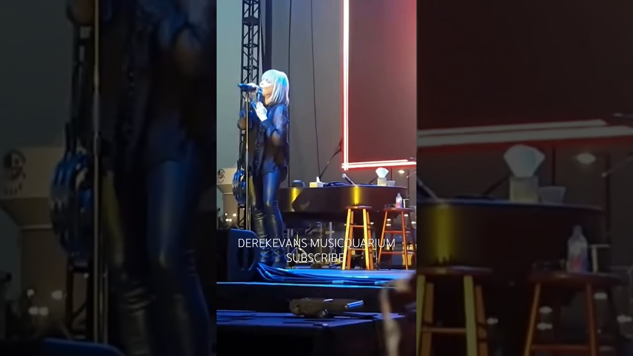 PAT BENATAR ‘Shadows of the Night’ LIVE in Minnesota