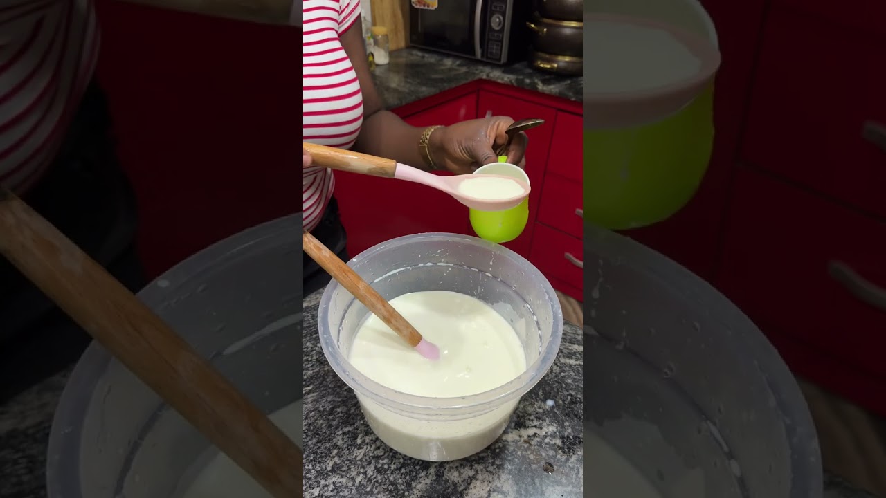 Home made sweetened yoghurt 