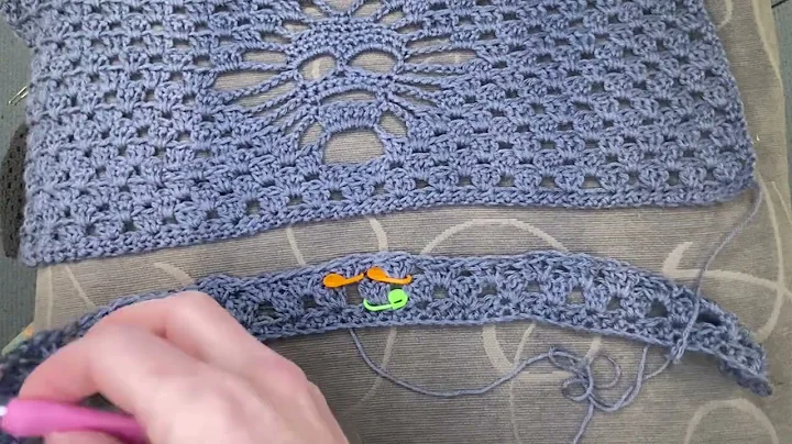 Crochet a Trendy Granny Skull Scarf: Easy Tutorial