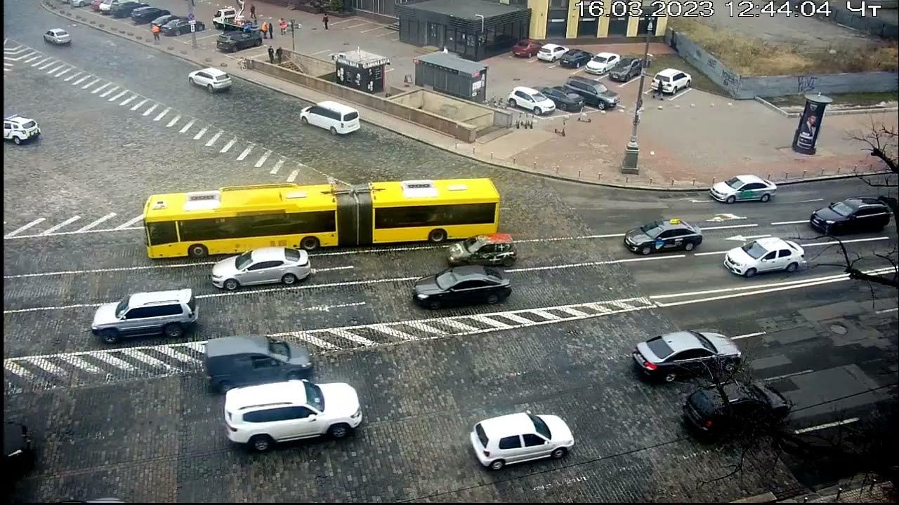 Веб-камера Киев Европейская площадь + Майдан 2023 03 17 - YouTube