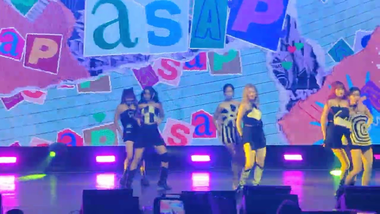 STAYC "ASAP" fancam KCON Dallas 2022 - YouTube