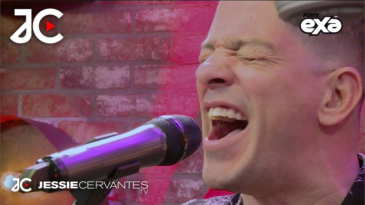 Yahir en sesión acústica