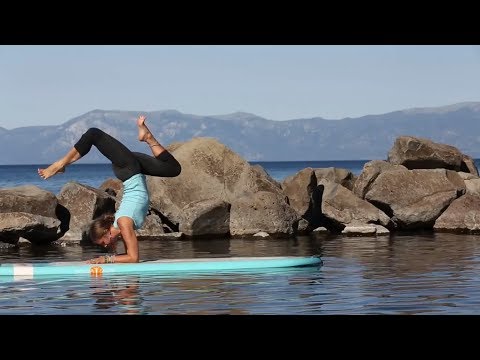 Wideo: Esej Fotograficzny: Downward Dogs En Masse Na Whistler 