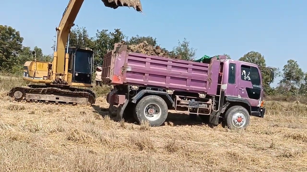 Excavator 2026 កាយដីដាក់ឡានជាច្រើន 0014