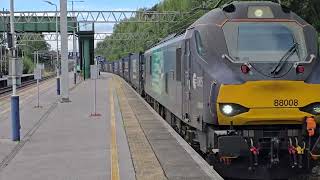 66008 on Daventry to Trafford park at Sandbach with horn s
