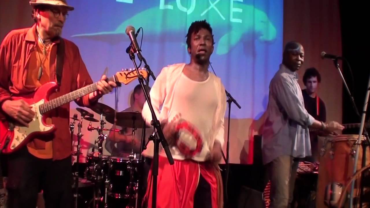 Celso Paco & Dynamo deLuxe - A Mabarraquene