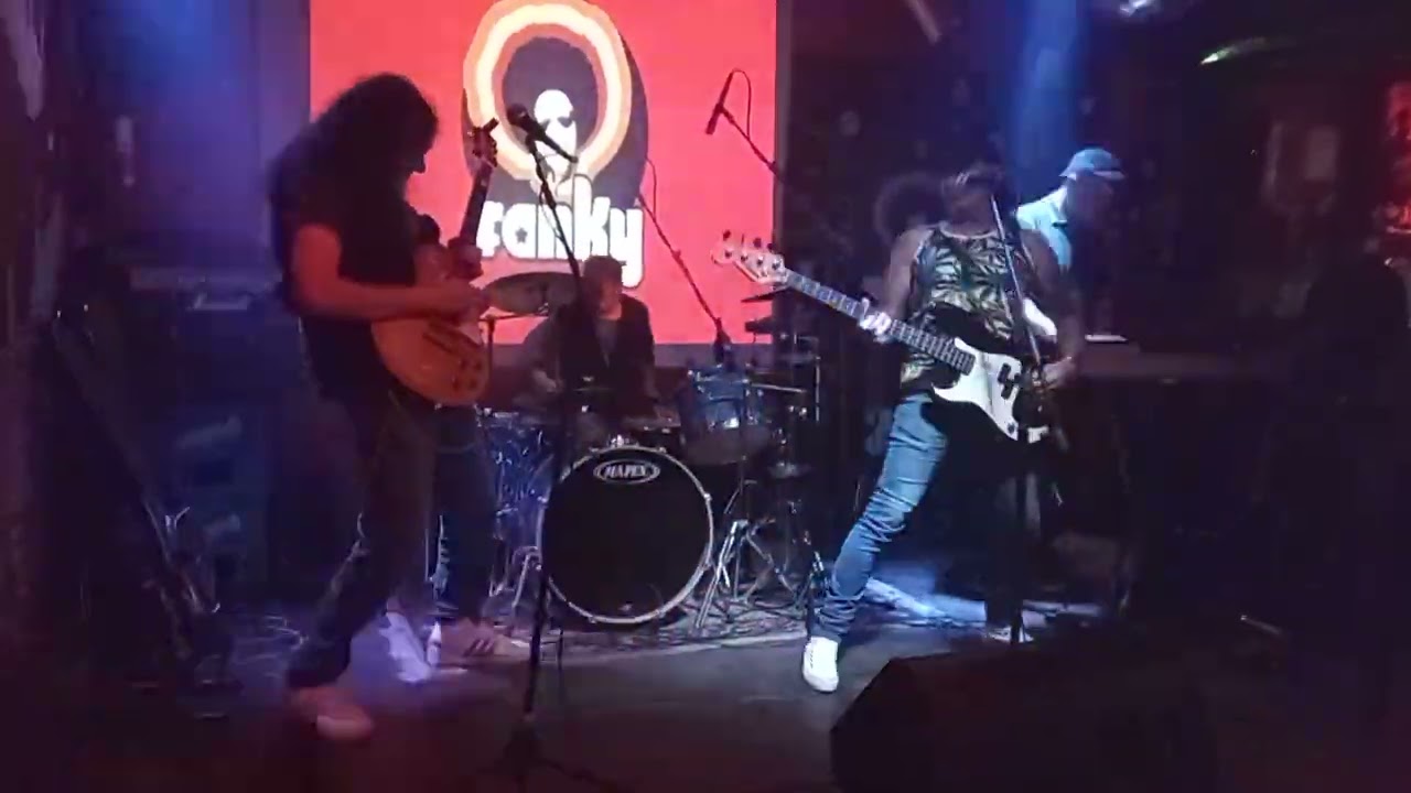 INFERNAL NAVE ROCK, AERO BLUES en vivo en FANKI BAR