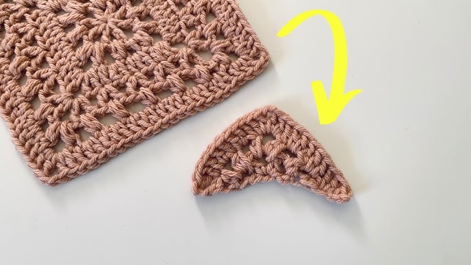 Crochet Simple Granny Square You Can Use Anywhere / Beginner