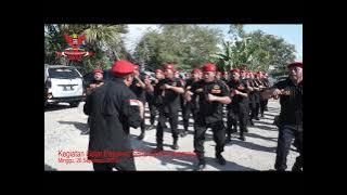 Latihan yel yel  tim passus GRIB JAYA INDRAMAYU   untuk penyambutan ketum H hercules rozario marsal