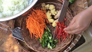 Making Pickled Papaya Atchara. A Very Simple Yet Delicious