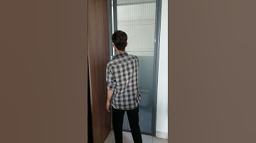 Cửa đi lưới xếp lưới sợi thủy tinh giúp ngăn côn trùng vào nhà hiệu quả tuyệt vời.